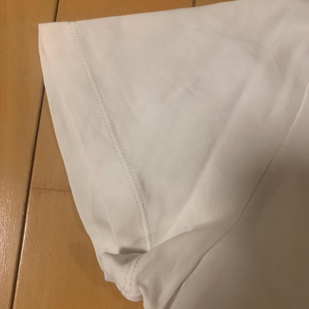 PRADA ホワイト Tシャツ　ロゴ　赤プレート　Sサイズ