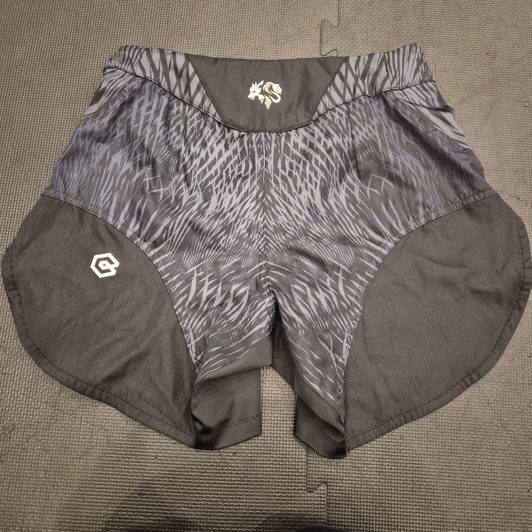 Venum × Chimaev ファイトショーツ ブラック xs