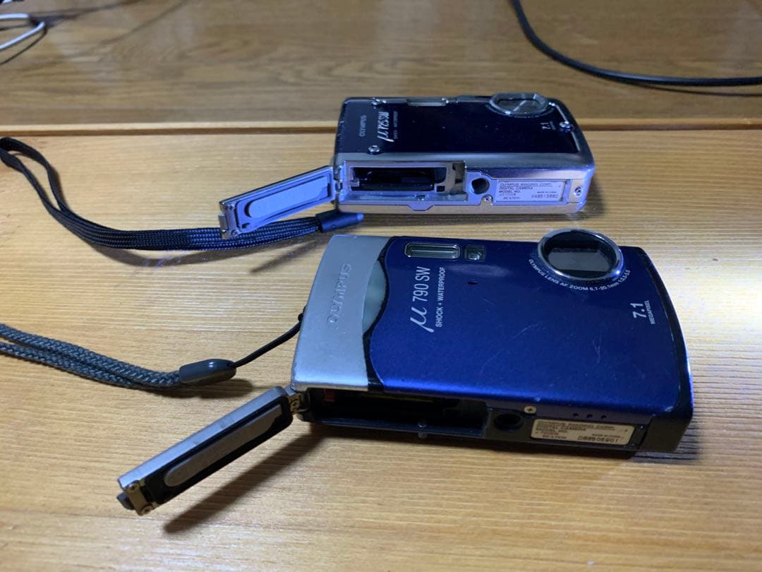 Olympus μ725 SW & μ790 SW 防水カメラセット