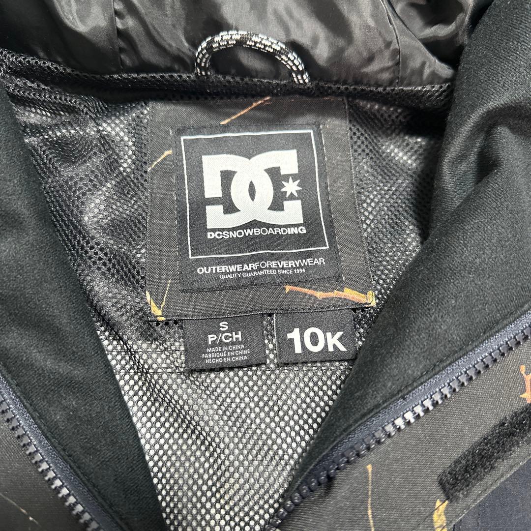DC SHOES デューシーシューズ　スノーウェア　ジャケット　美品