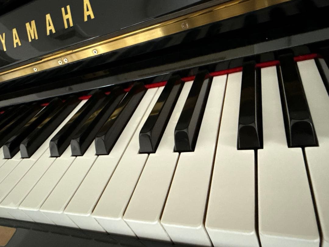 ヤマハ　アップライトピアノU1 サイレント　消音機能付き
