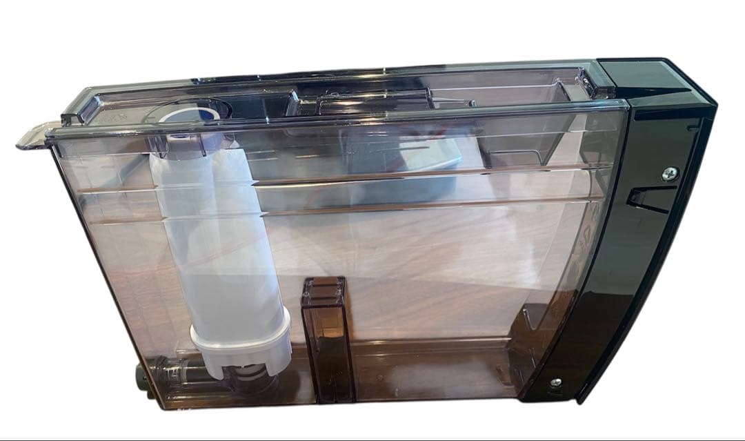 DeLonghi デロンギ　エスプレッソマシン 　ECAM23.120.B