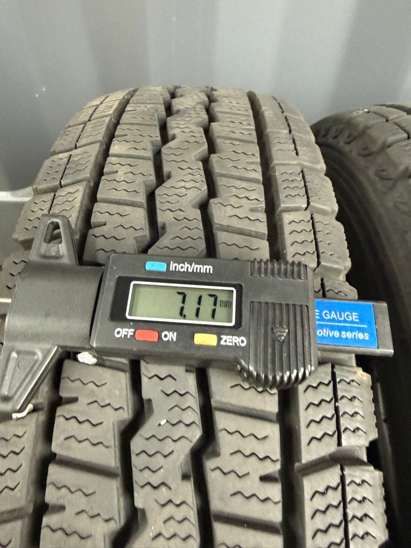 ダンロップ ウインターマックスSV01 145/80R12 ４本バリ溝送料無料