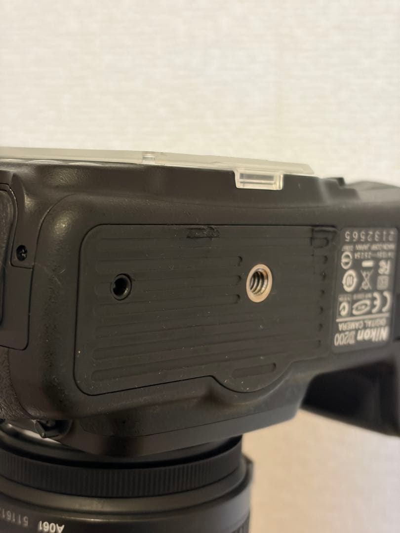 Nikon D200 一眼レフカメラ 18-200mmレンズ付き
