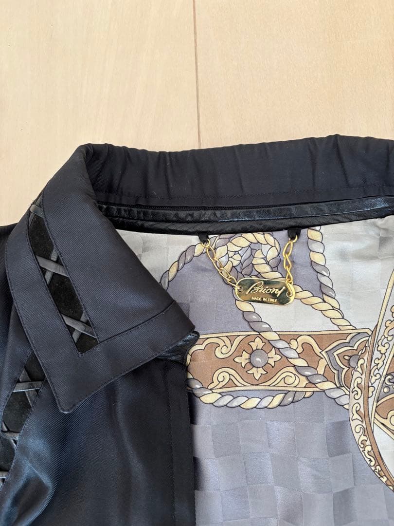 ばん　Brioni ブラック サテン ジャケット