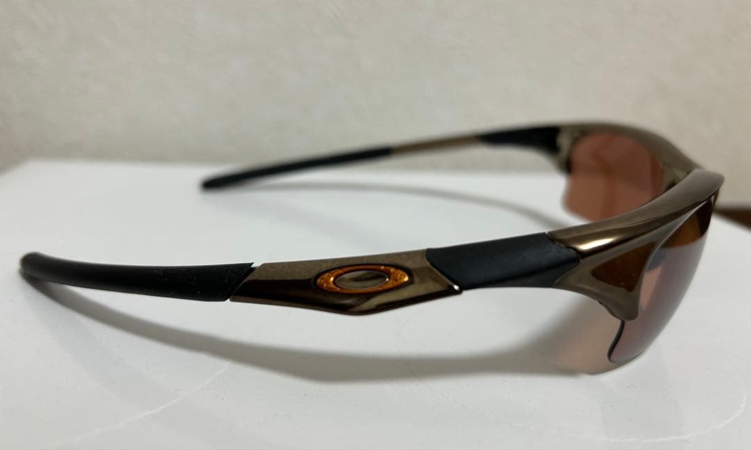 Oakley オークリー カスタム サングラス 黒　金　ブラウンレンズ