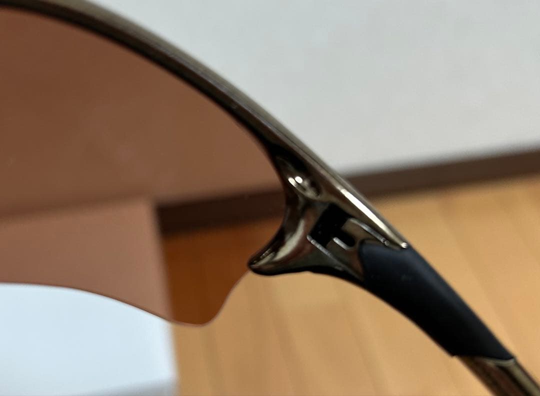 Oakley オークリー カスタム サングラス 黒　金　ブラウンレンズ