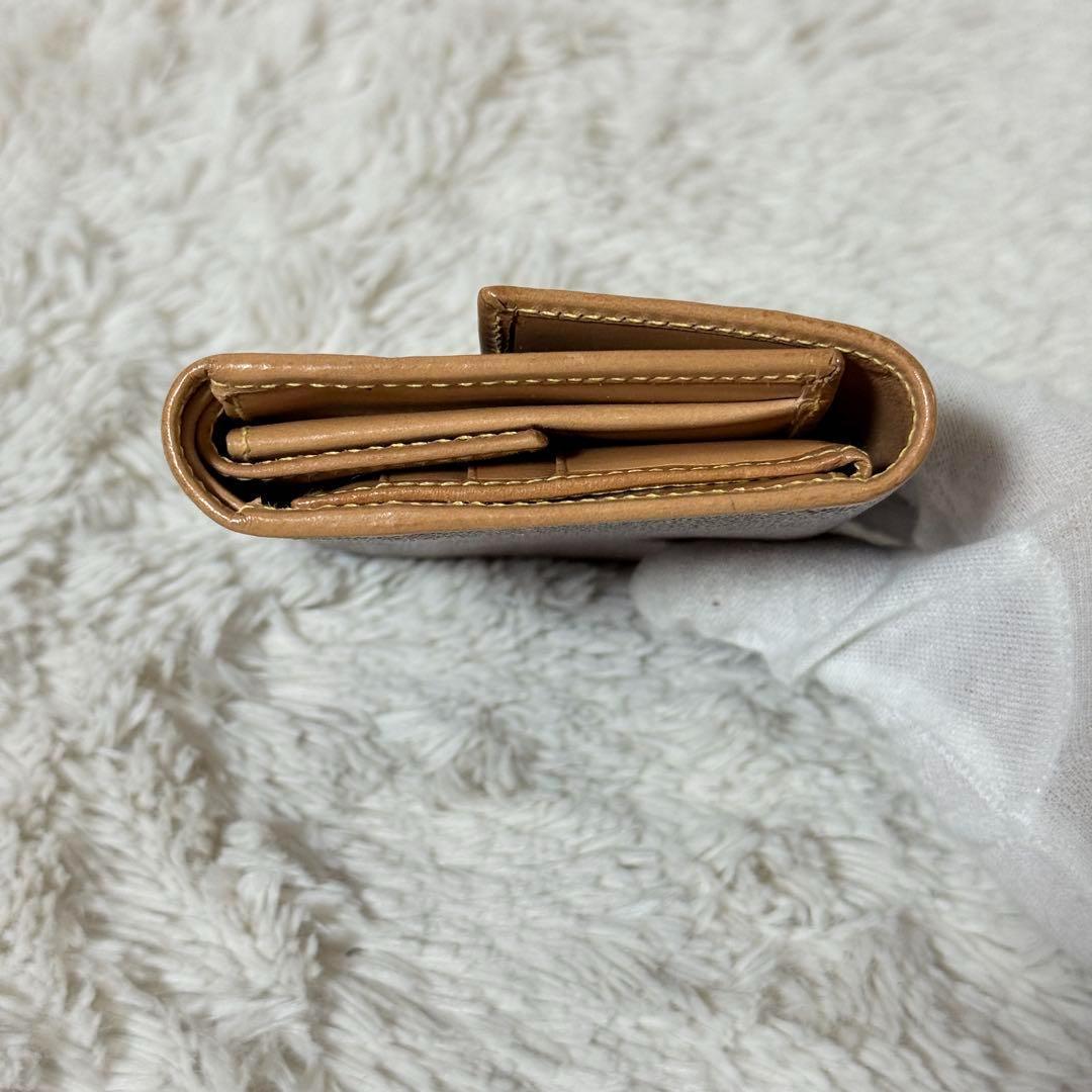 未使用級✨ETRO エトロ レザー　三つ折り財布　ペイズリー柄　正規品