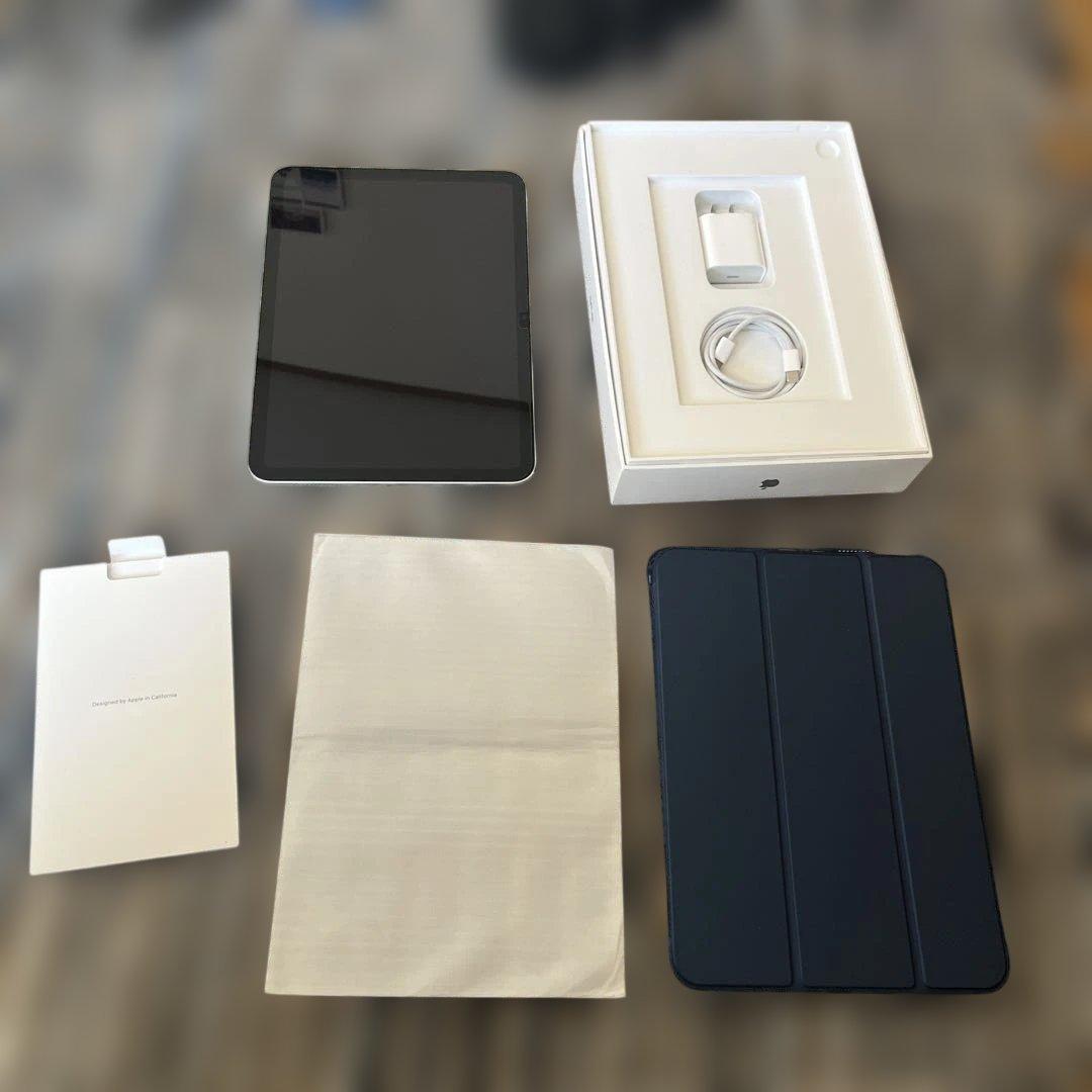 iPad A16 Wi-Fi ケース付き