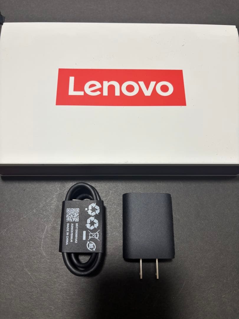 y*父様 lenovo tab k9　レノボ　タブレット　美品