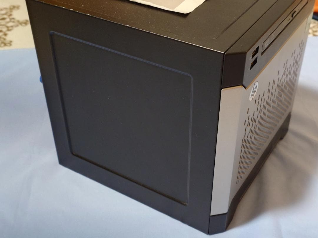 ジャンク品 HP Proliant MicroServer Gen8