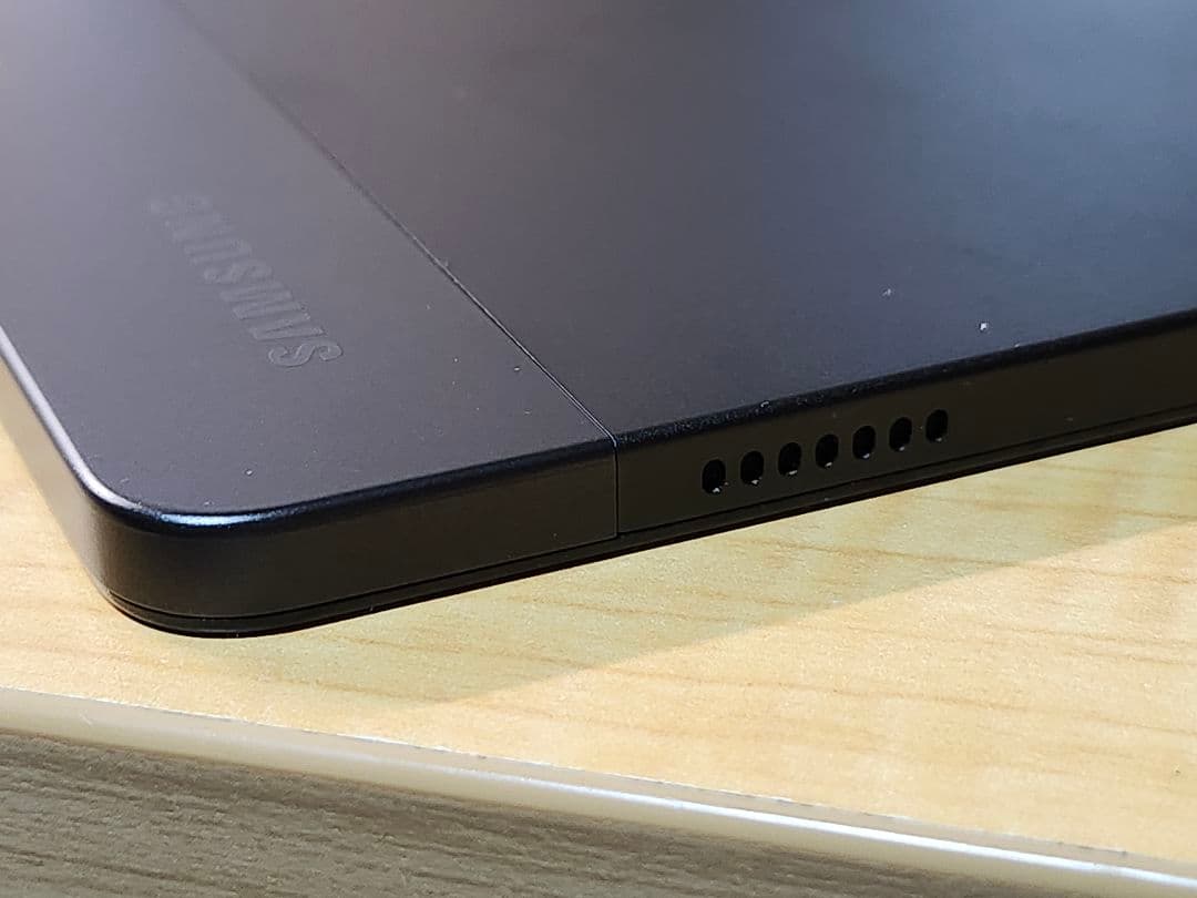 Galaxy Tab A9+（本体）　ケース付き