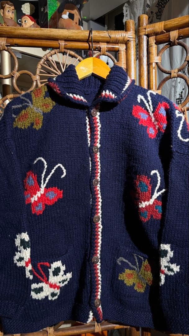 Vintage蝶の刺繍入りネイビーのニットカーディガン
