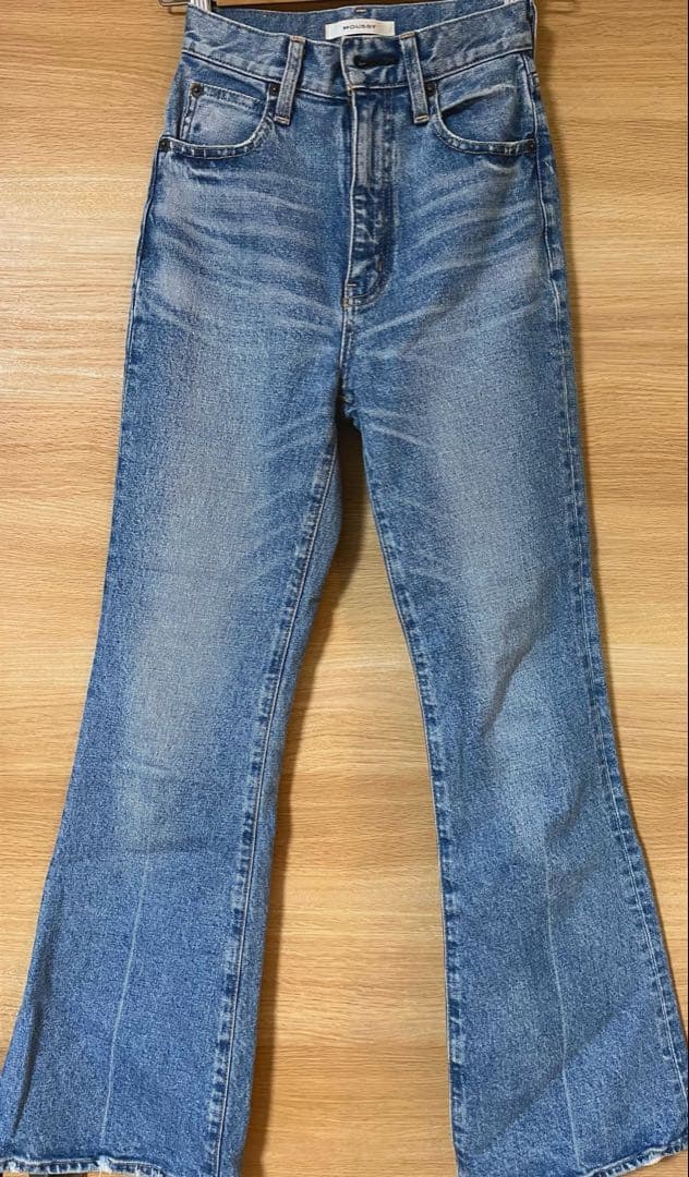 MOUSSY MVS FLARE デニム　23 通常丈