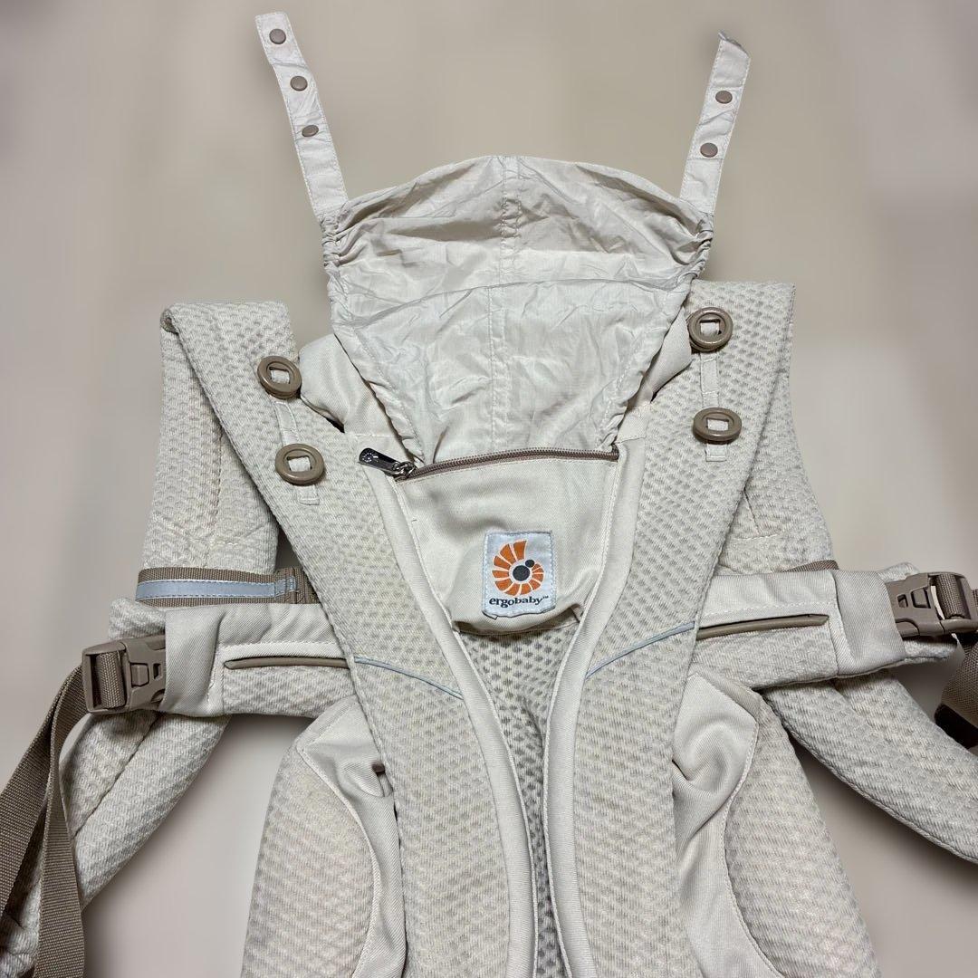 美品！エルゴの抱っこ紐 オムニブリーズ　ナチュラルベージュ