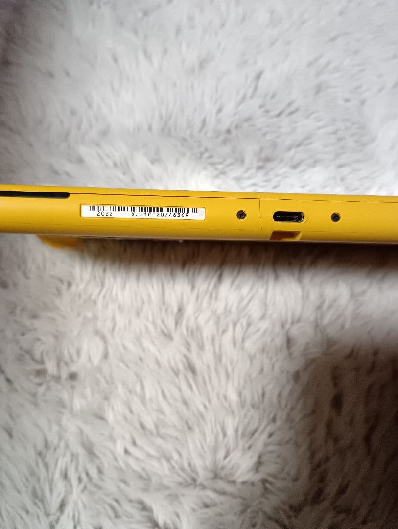 d*2様 ジャンク品 Nintendo Switch Lite イエロー