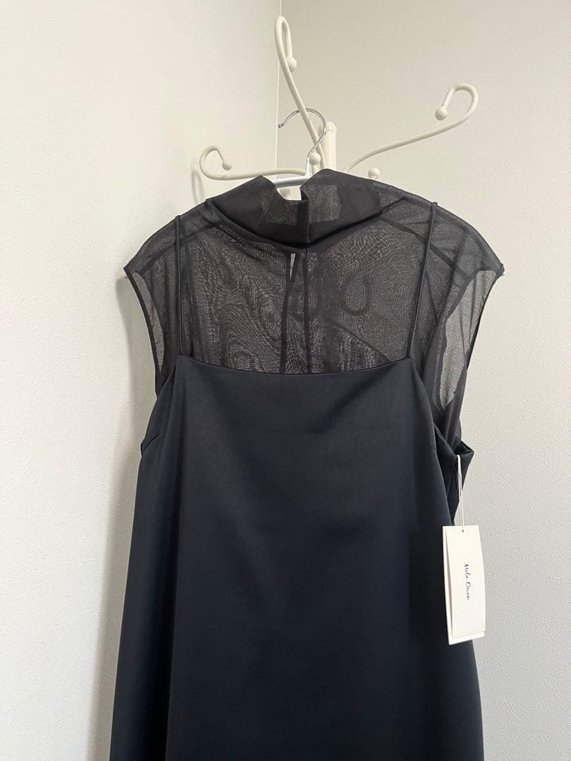 新品　タグ付き　Mila Owen黒のノースリーブ上下セットワンピース