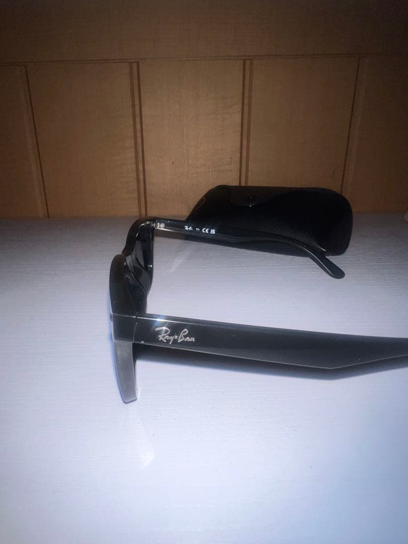 Ray-Ban RB 4391Dブラック サングラス ケース付き