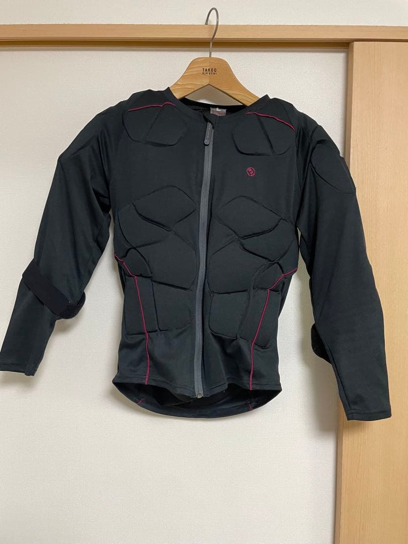 north peak ボディプロテクター　レディース