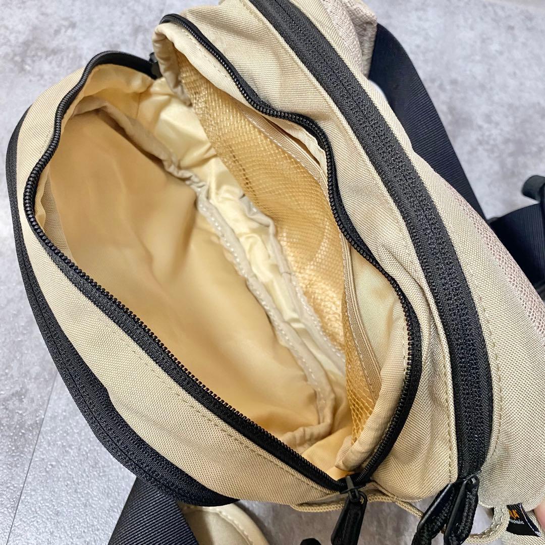 Hugoo ヒップシート ショルダーバッグ 抱っこ紐 ハグー