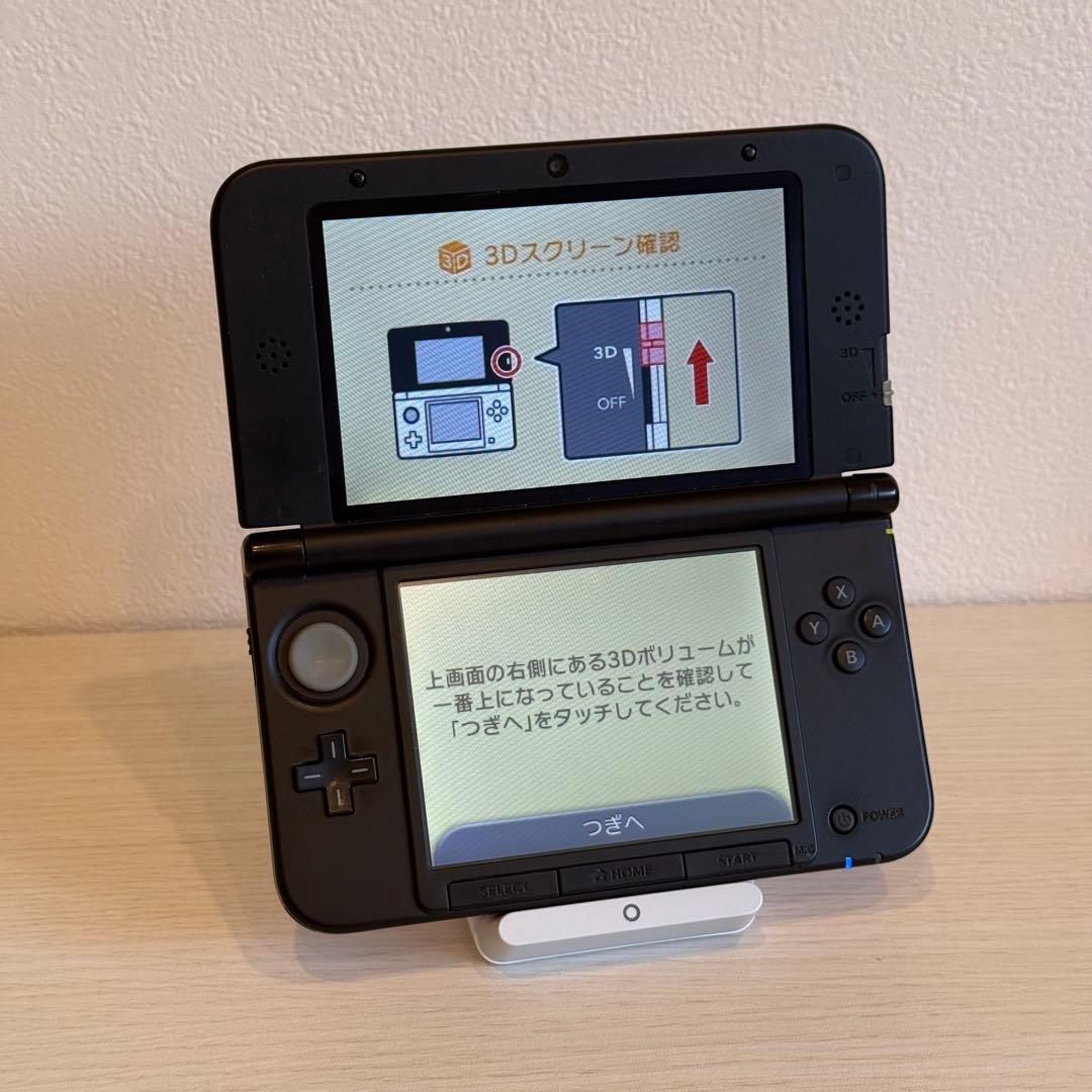 ニンテンドー3DS LL レッド×ブラック 箱付き 3-076