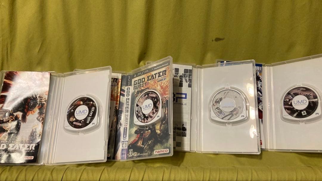 15本ゲームソフトまとめ売りPS23PSPwiiペルソナ地球防衛軍絶体絶命都市