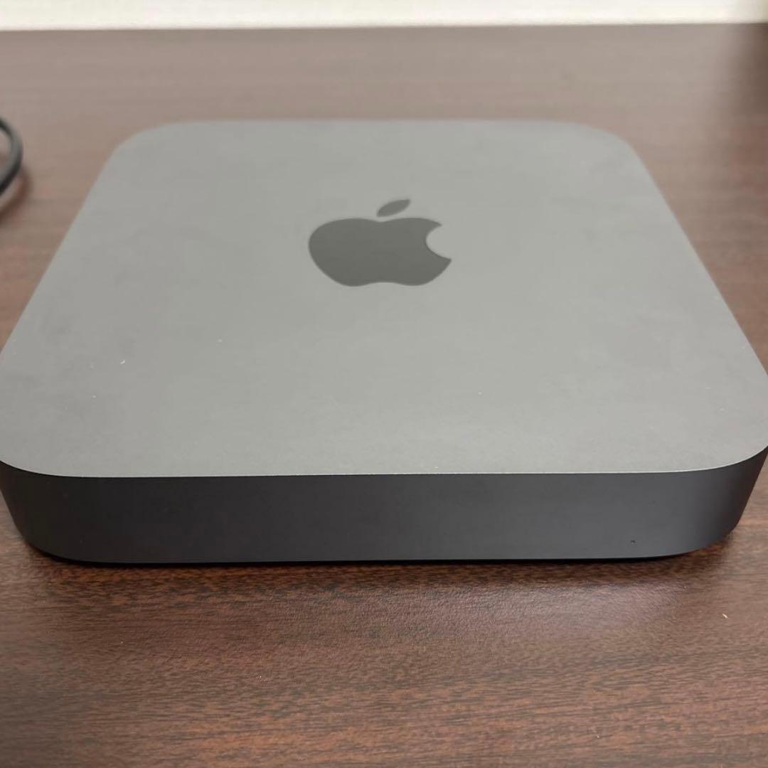 Mac mini 2018 シルバー core i3 8GB SSD 256GB