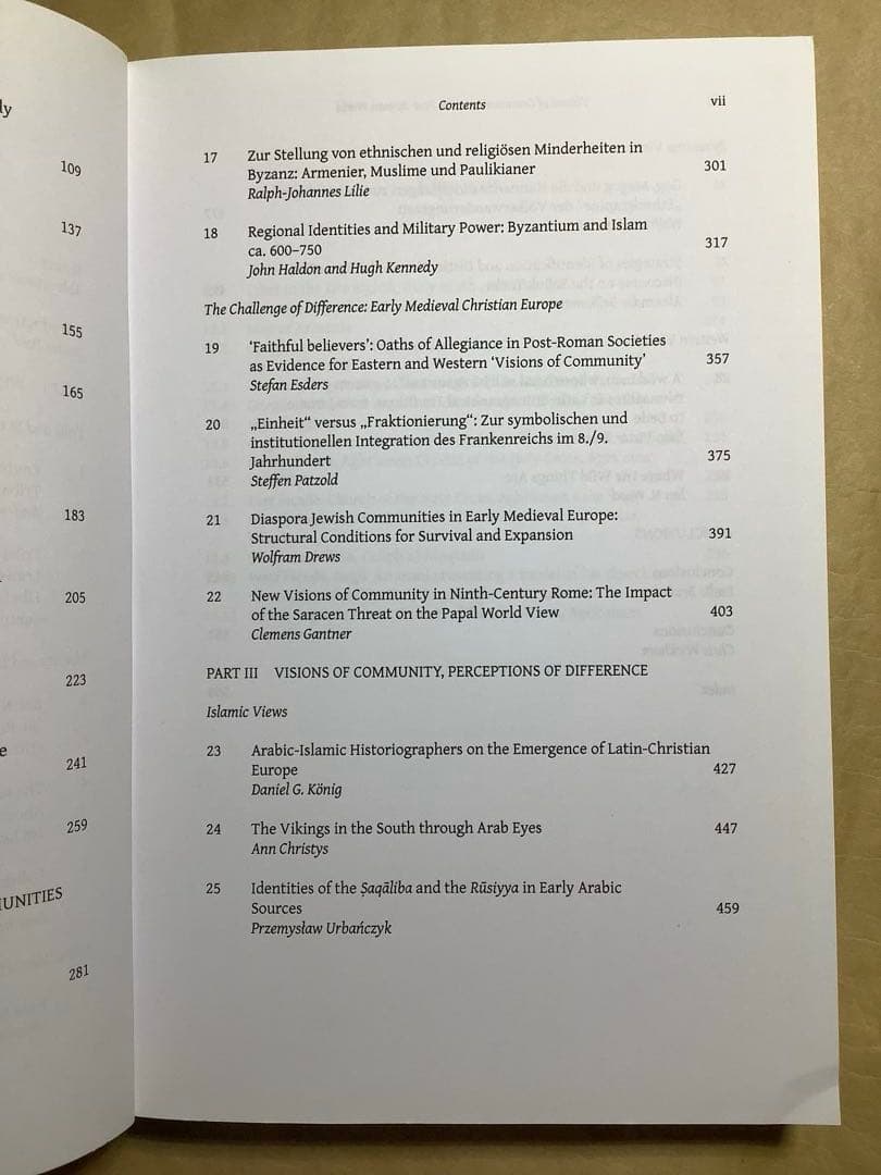 洋書 Visions of Community in the Post-Roman