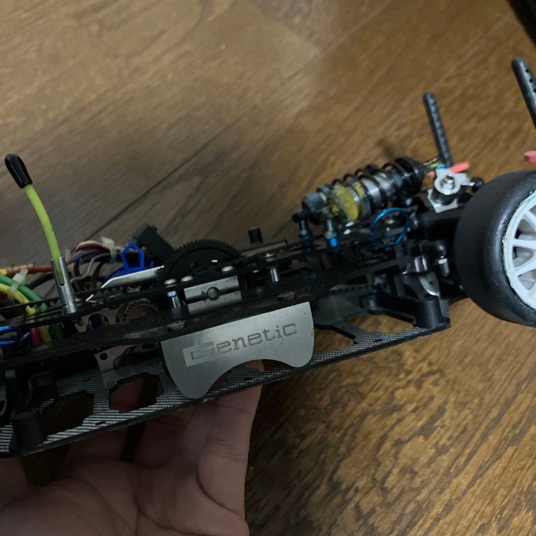 アトラス BeaT ISW mシャーシ　受信機、サーボ以外メカ付属