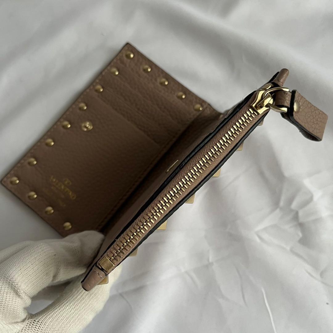 未使用級✨　Valentino GARAVANI 財布　レザー　ピンクベージュ