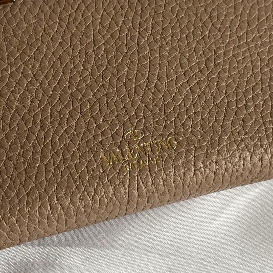 未使用級✨　Valentino GARAVANI 財布　レザー　ピンクベージュ