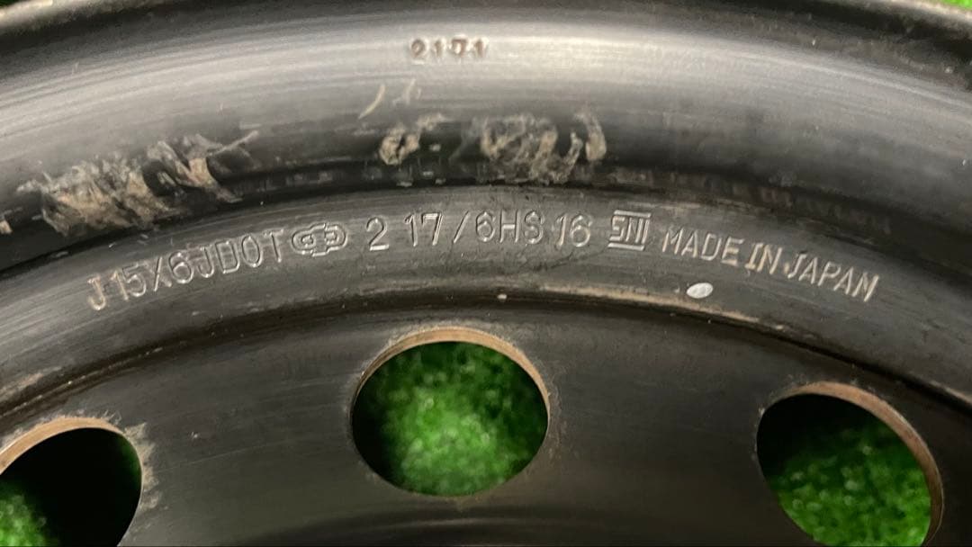 ハイエース200系 純正スチールホイール 15インチ 6J キャップ付