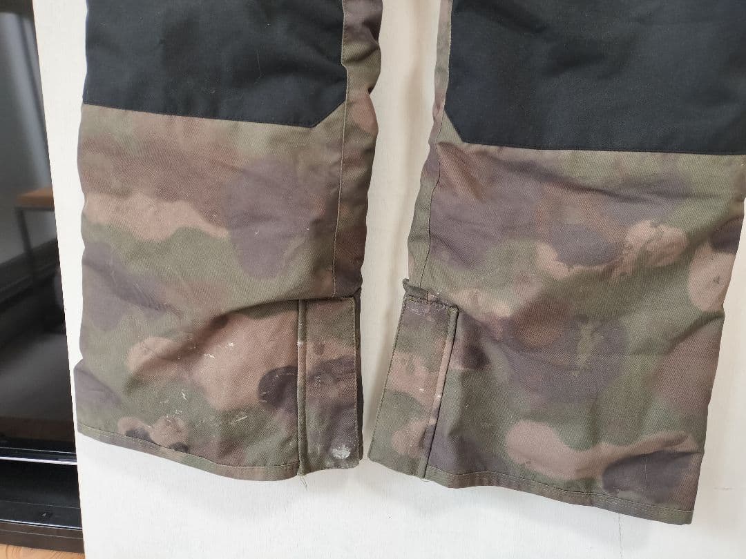 ボルコム VOLCOM 迷彩 ビブパンツ BARKLEY BIB OVERALL