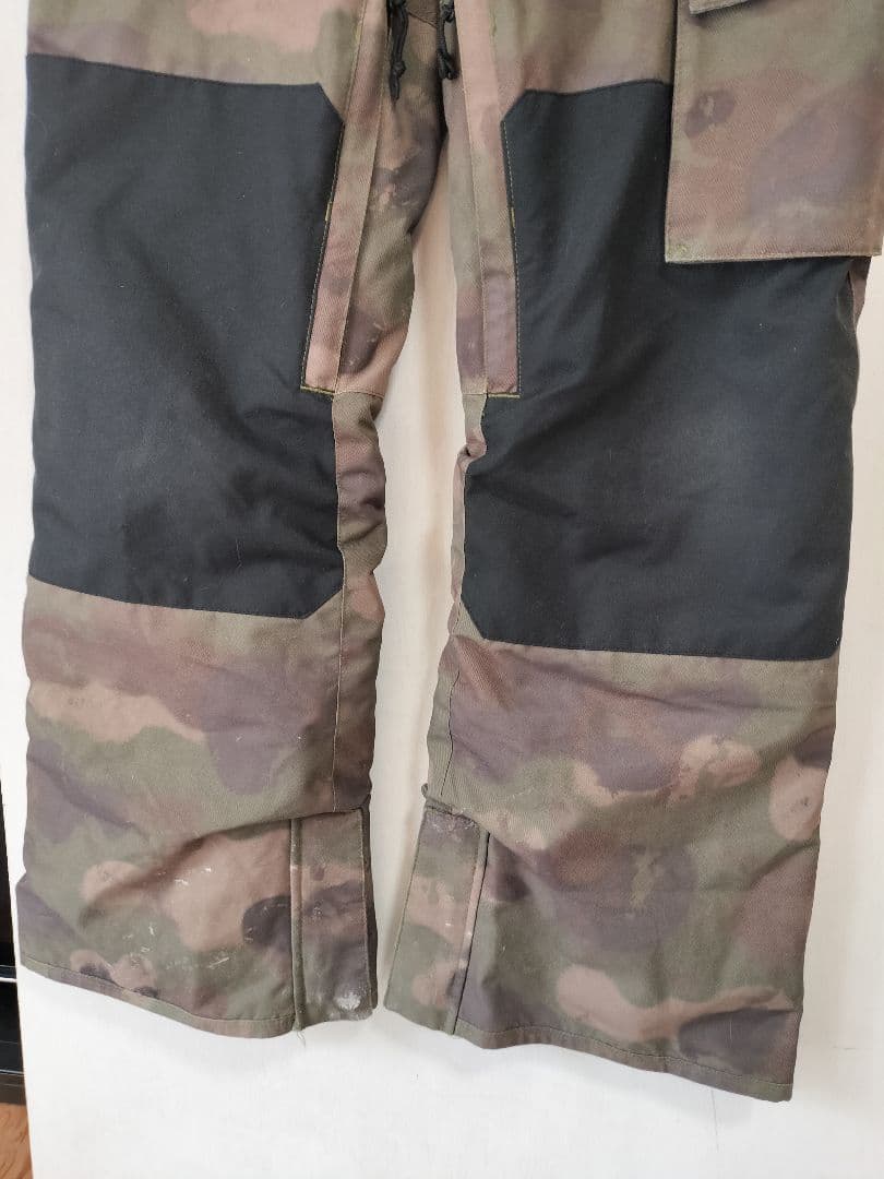 ボルコム VOLCOM 迷彩 ビブパンツ BARKLEY BIB OVERALL