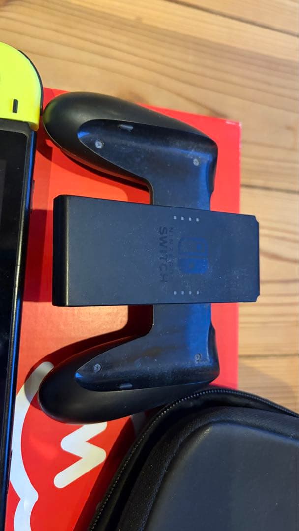 Nintendo Switch 純正ケース付　動作確認済み　画面保護シートあり