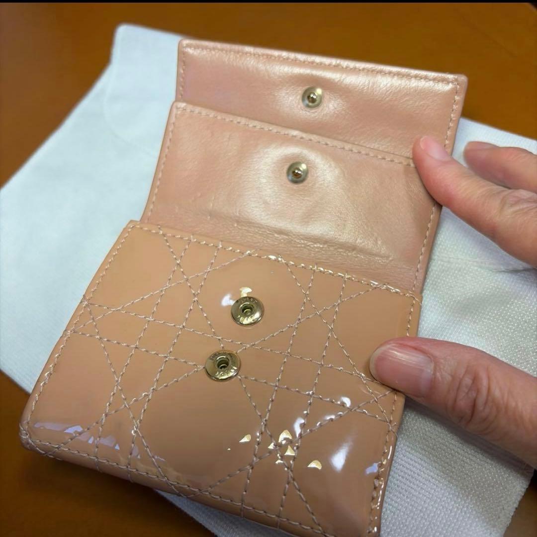 Dior ディオール ロータス ウォレット カナージュ パテント 財布 ベージュ