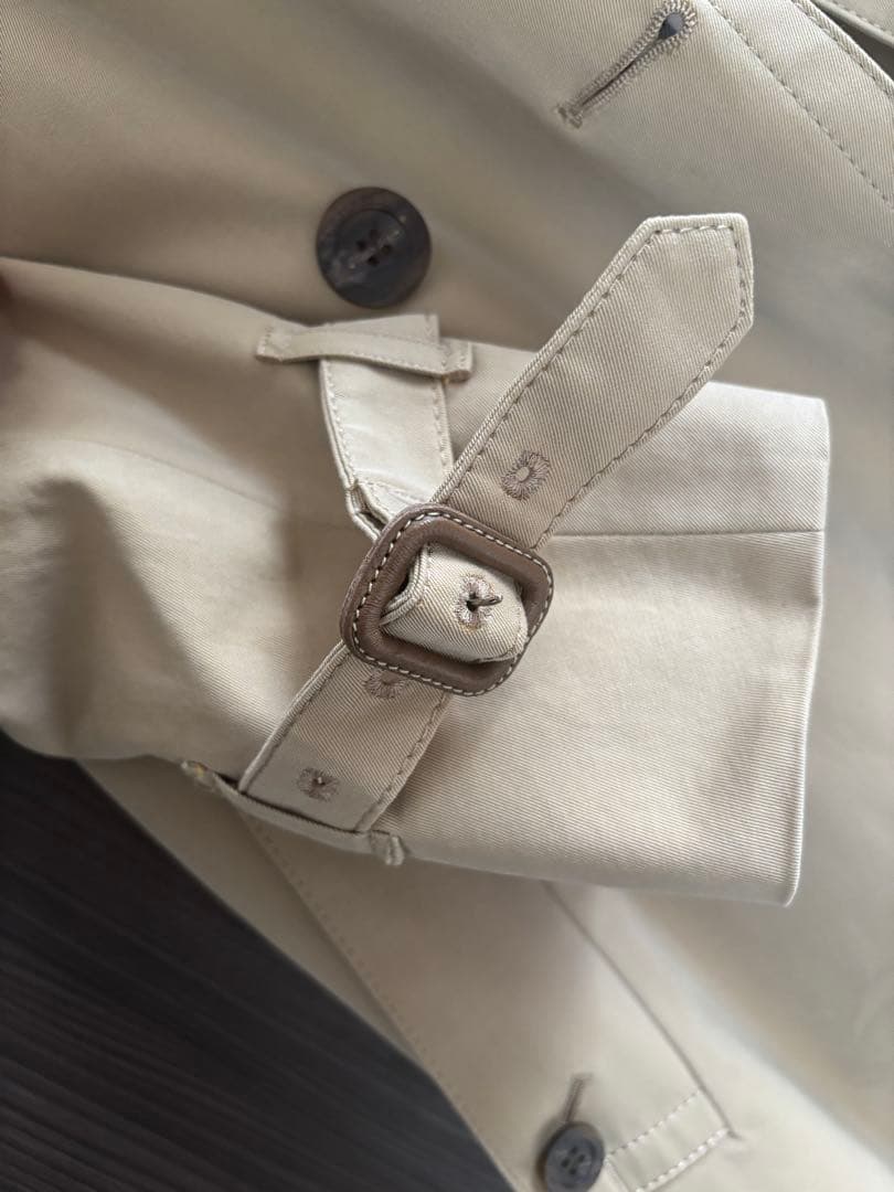 Aquascutum シリアルナンバー入り　トレンチコート