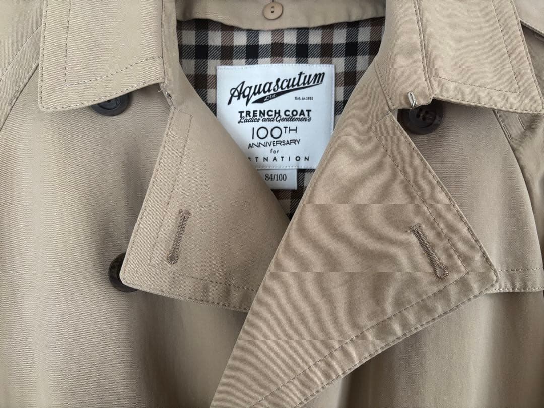 Aquascutum シリアルナンバー入り　トレンチコート