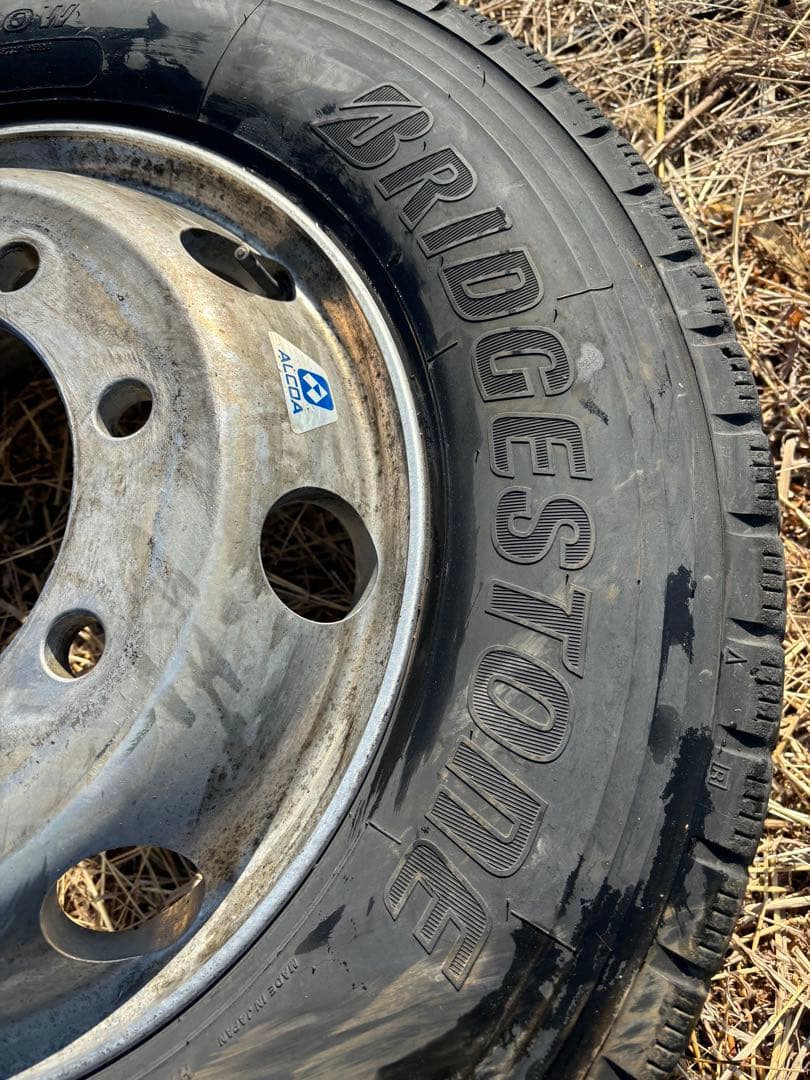 トラック　アルミホイール1本　m888 245/70r19.5