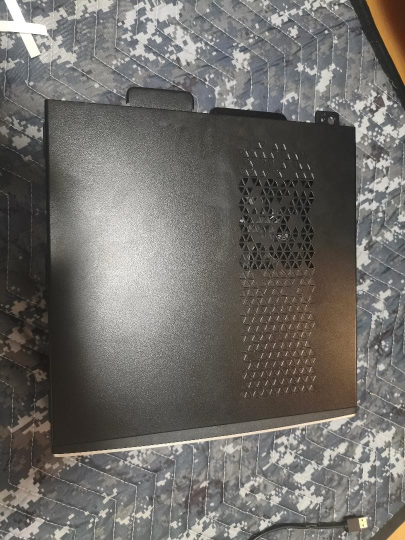 第9世代i3-9100 メモリ8G SSD500GB Office2021