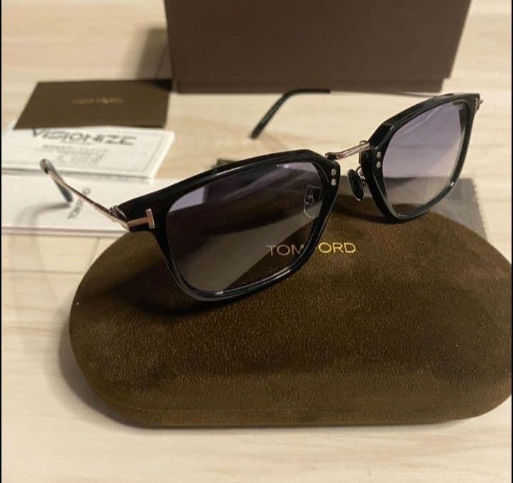 マサ様、専用！«新品» トムフォード TOM FORD TF1042