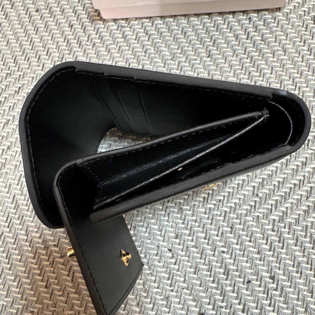 CELINE トリオンフブラック レザー三つ折り財布