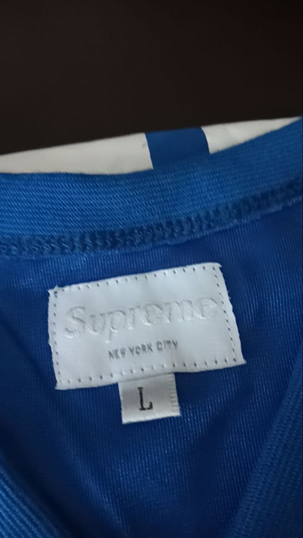 Supreme プレイボーイ