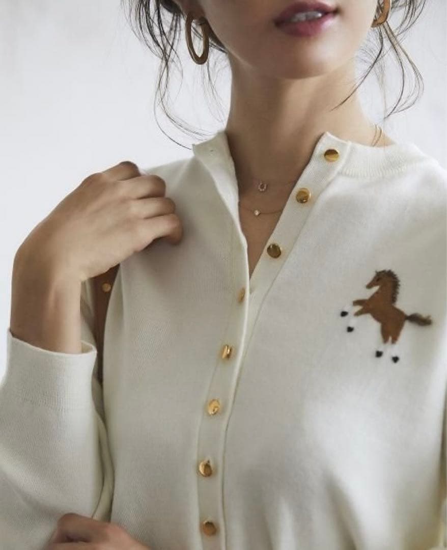 SEVEN TEN by MIHO KAWAHITO 馬刺繍カーディガン 日本製
