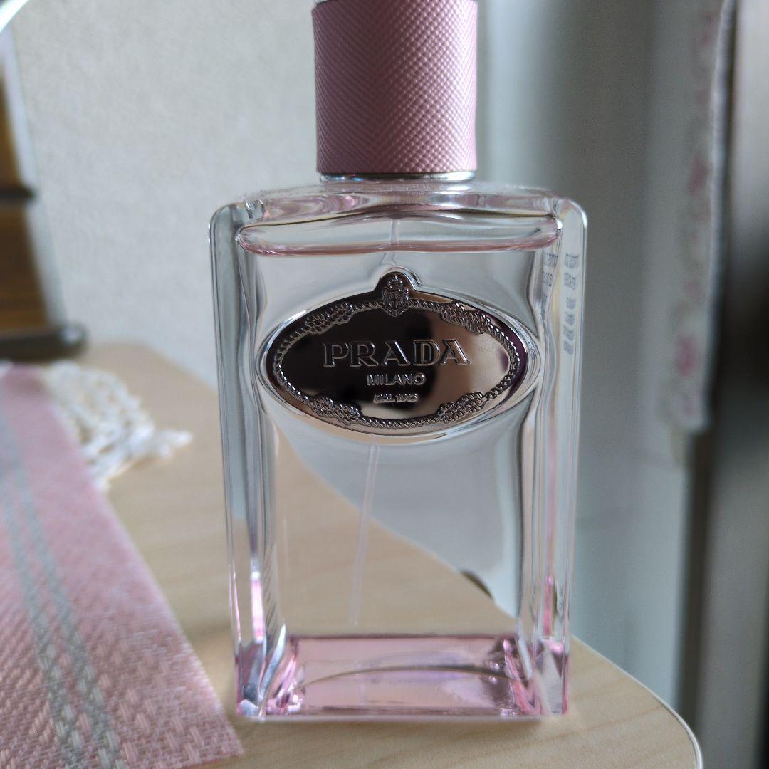 PRADA INFUSION DE ROSE 香水