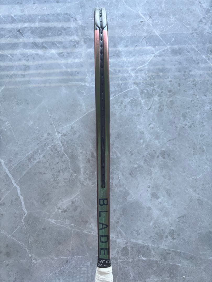 Wilson Blade H22 98 18/20 G4 プロストック