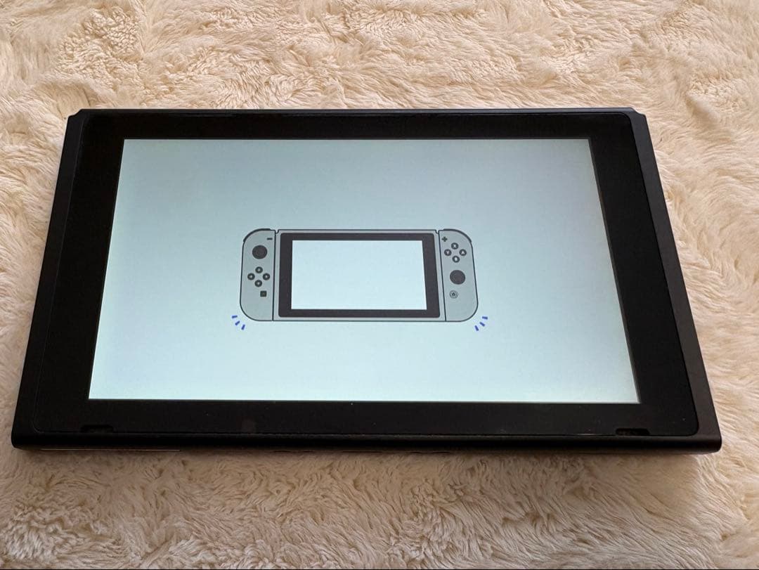 【美品・動作良好】Nintendo Switch 本体のみ　未対策機RCM○