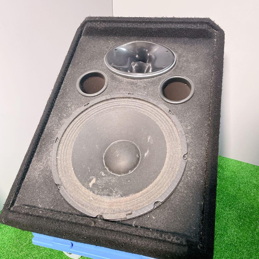 BEHRINGER EUROLIVE VS1220F ペア　モニタースピーカー