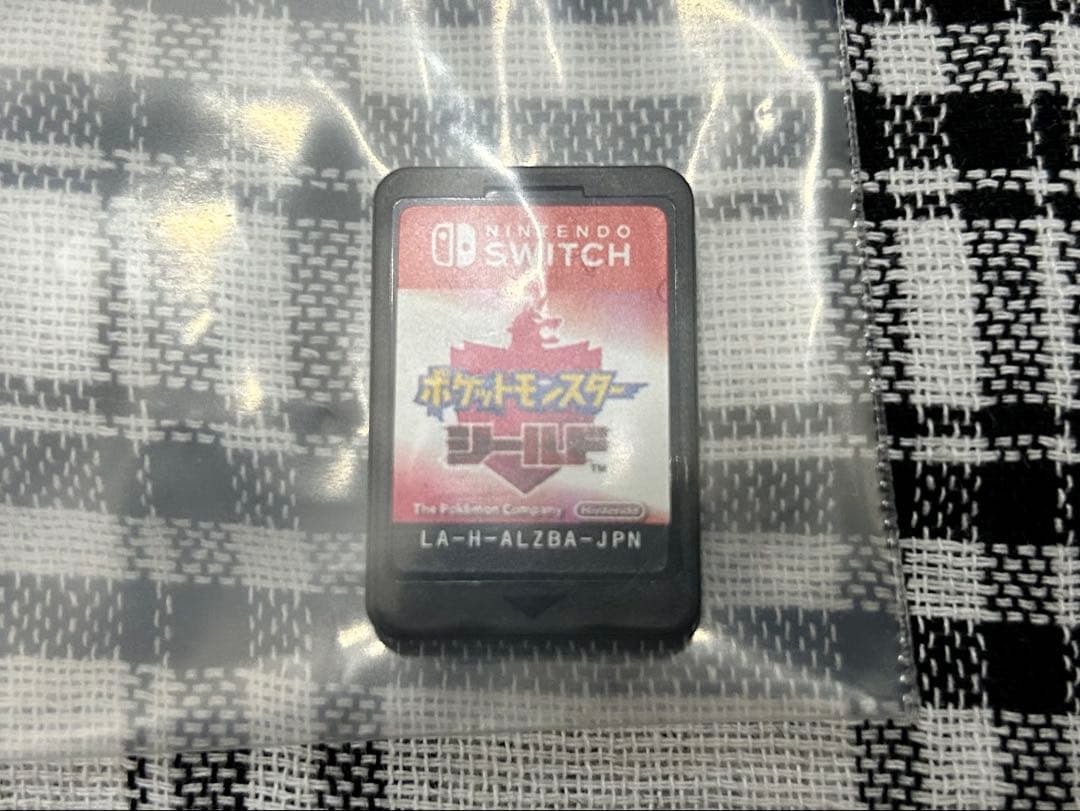 ポケモン スカーレット　シールド（ソフトのみ）　セット