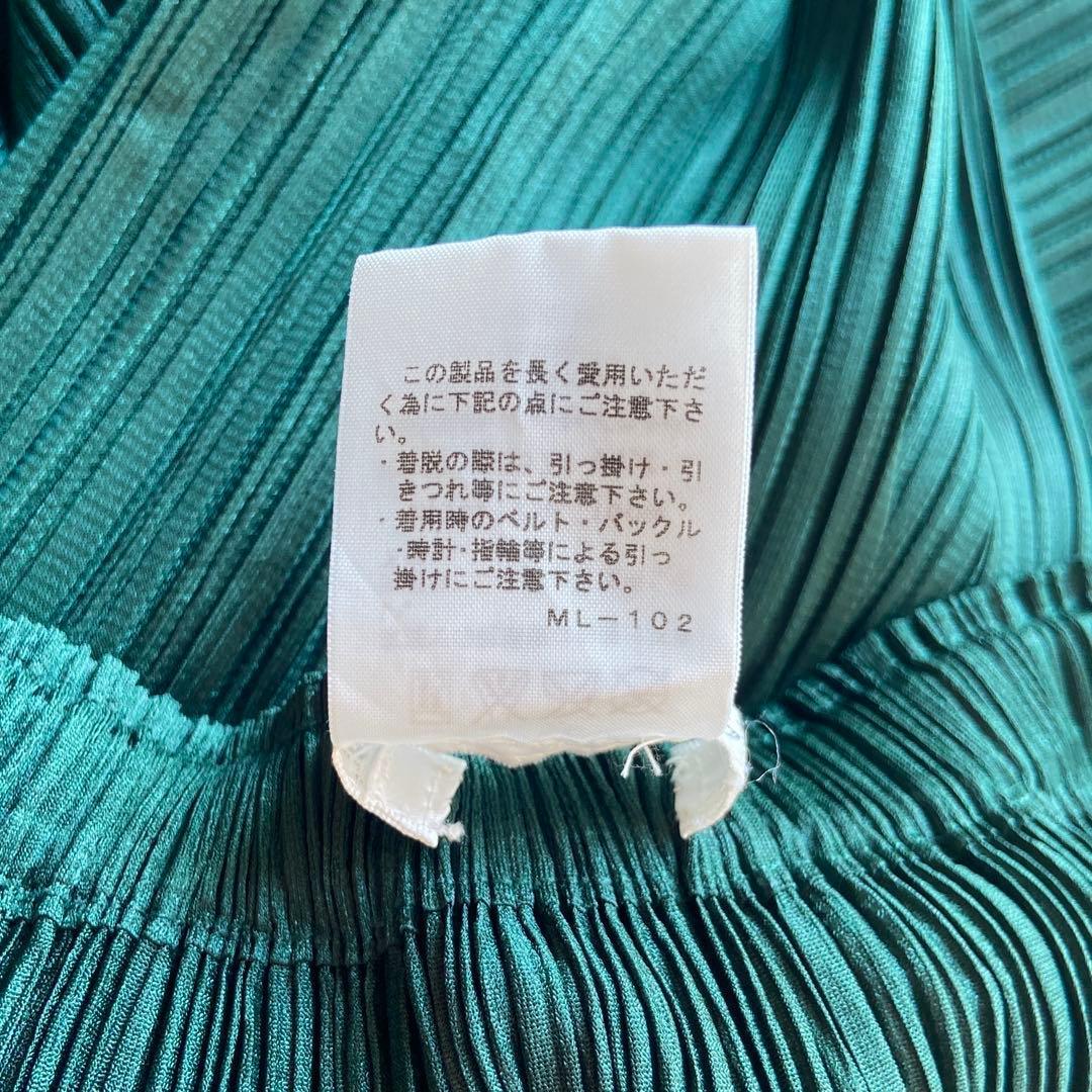 PLEATS PLEASE プリーツプリーズ　ダークグリーン スカート